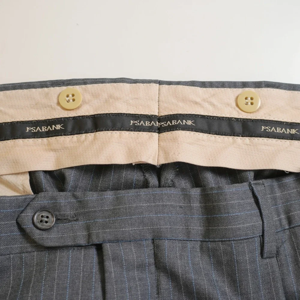 Jos A Bank Signature Gordon Wool Gray Striped 2 Piece Suit 42R  37 / 30 High Ris
